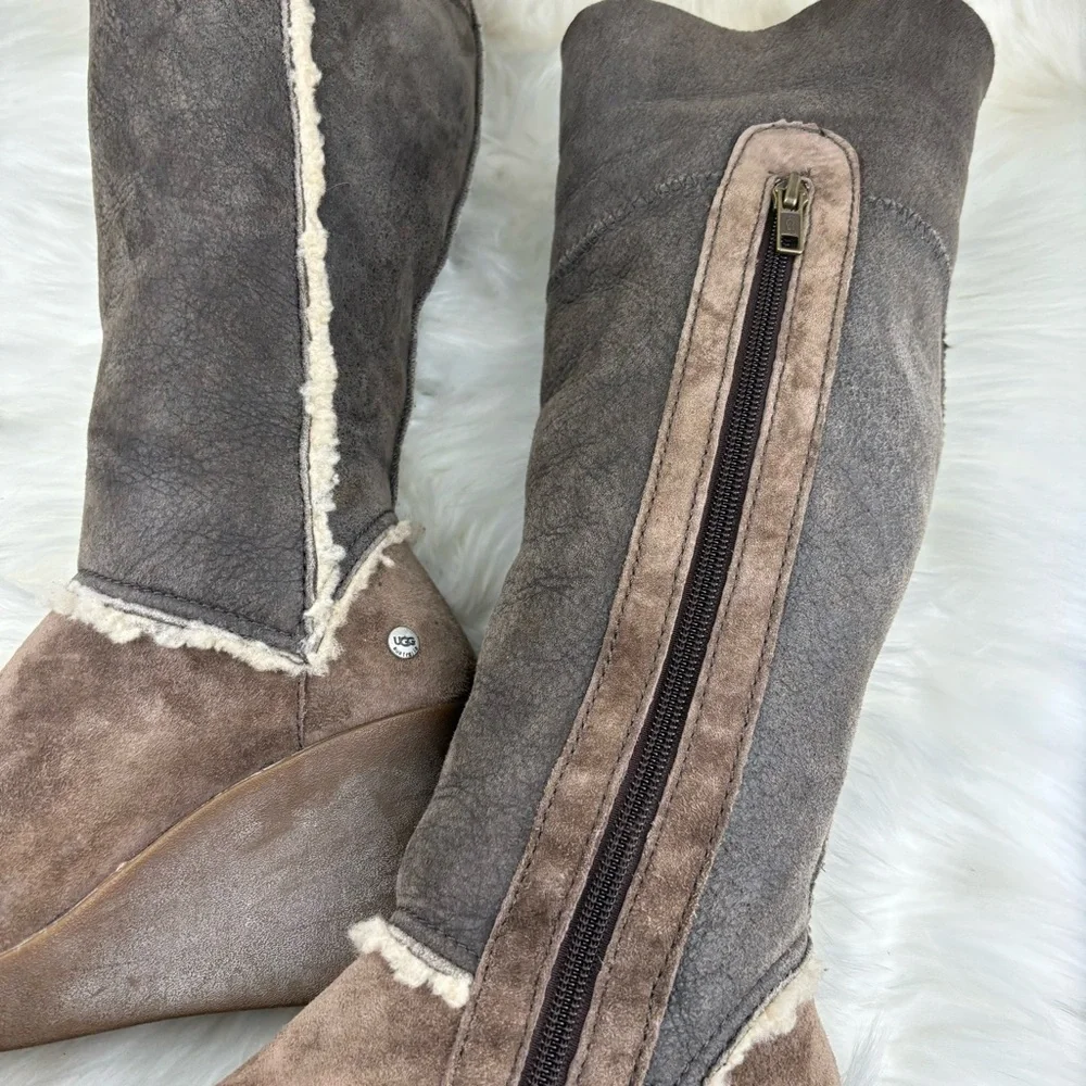 UGG TALL WINTER WEDGES PULL UP BOOTS SIZE 8